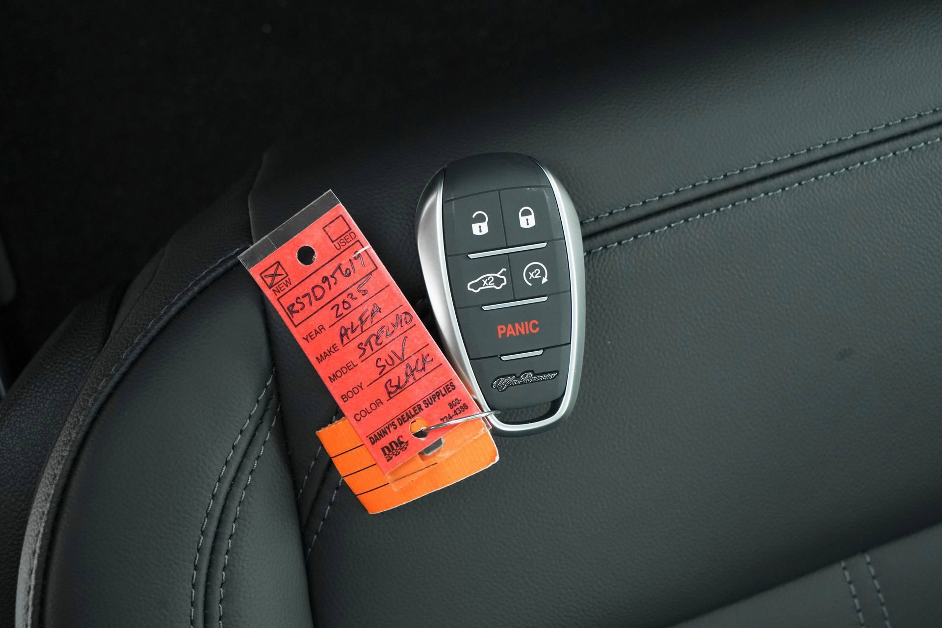 New 2025 Alfa Romeo Stelvio Sprint image 37