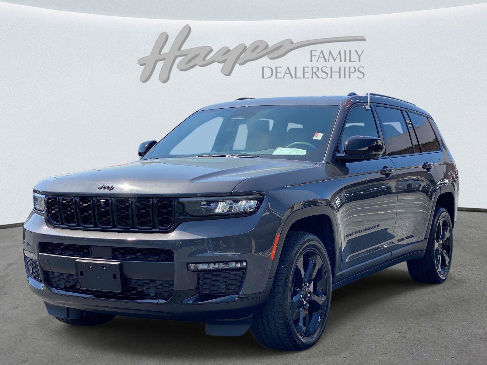 Certified 2023 Jeep Grand Cherokee L Limited w/ Luxury Tech Group II image 11