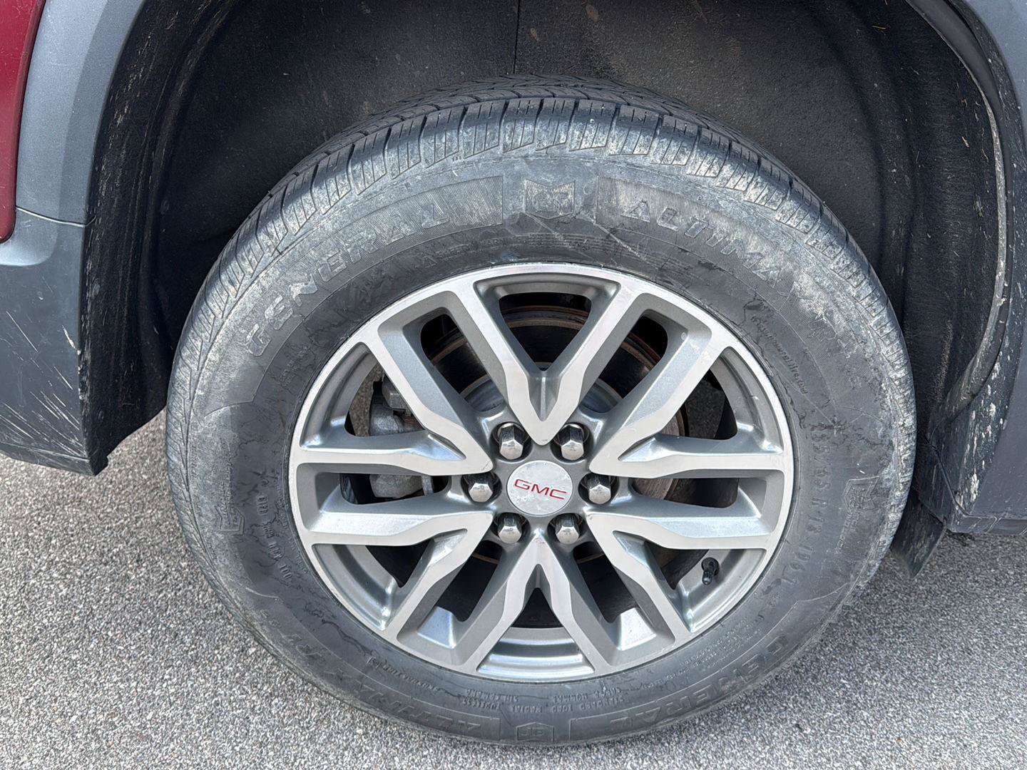 Used 2018 GMC Acadia SLE w/ Driver Alert Package I FWD image 14
