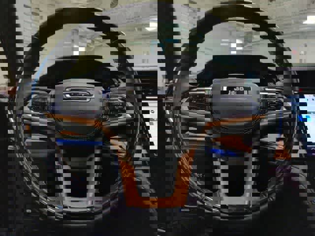 Used 2023 Jeep Grand Cherokee Summit image 24