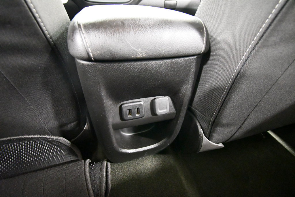 Used 2018 Chevrolet Colorado LT w/ LT Convenience Package AWD/4WD image 16
