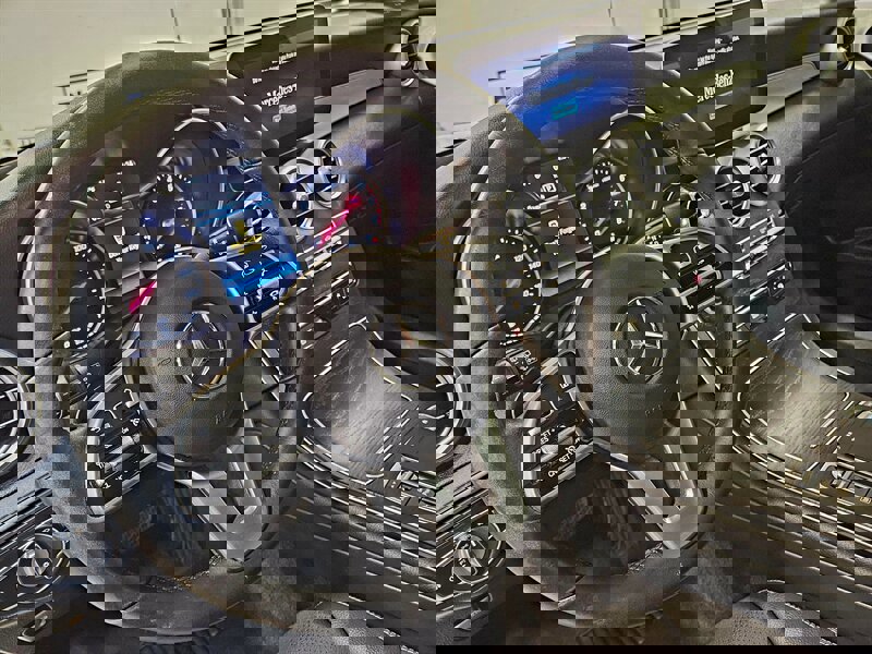 Used 2021 Mercedes-Benz GLC 300 4MATIC image 28