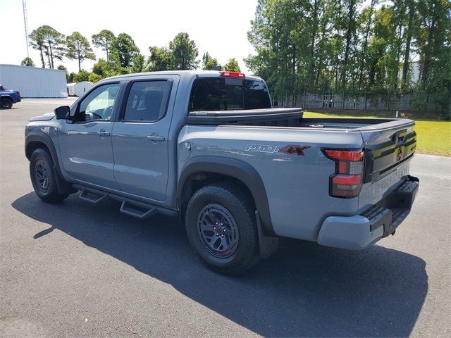 Used 2025 Nissan Frontier PRO-4X w/ Pro Convenience Package image 4