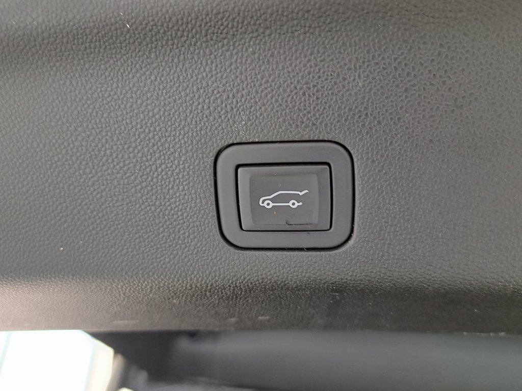 Used 2024 Chevrolet Tahoe LT image 34