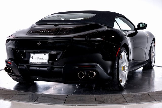 Used 2024 Ferrari Roma Spider image 10