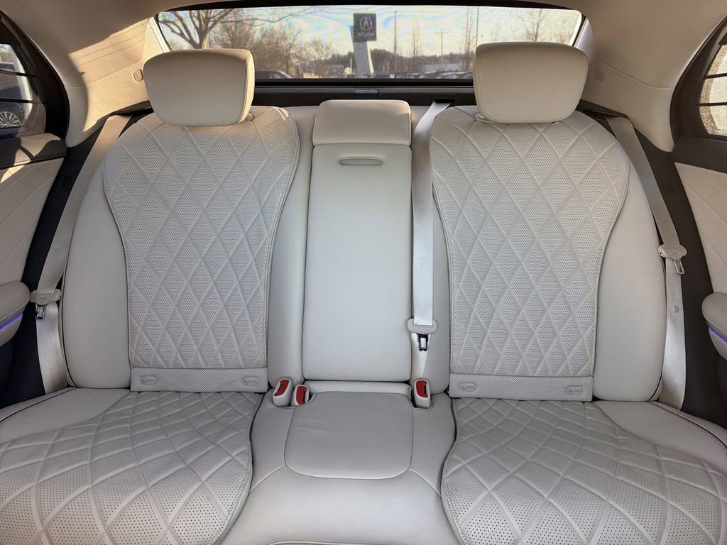 Used 2021 Mercedes-Benz S 580 4MATIC Sedan image 31