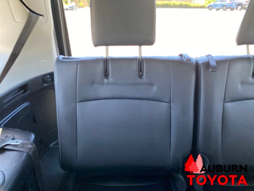 Used 2018 Toyota 4Runner SR5 Premium AWD/4WD image 16