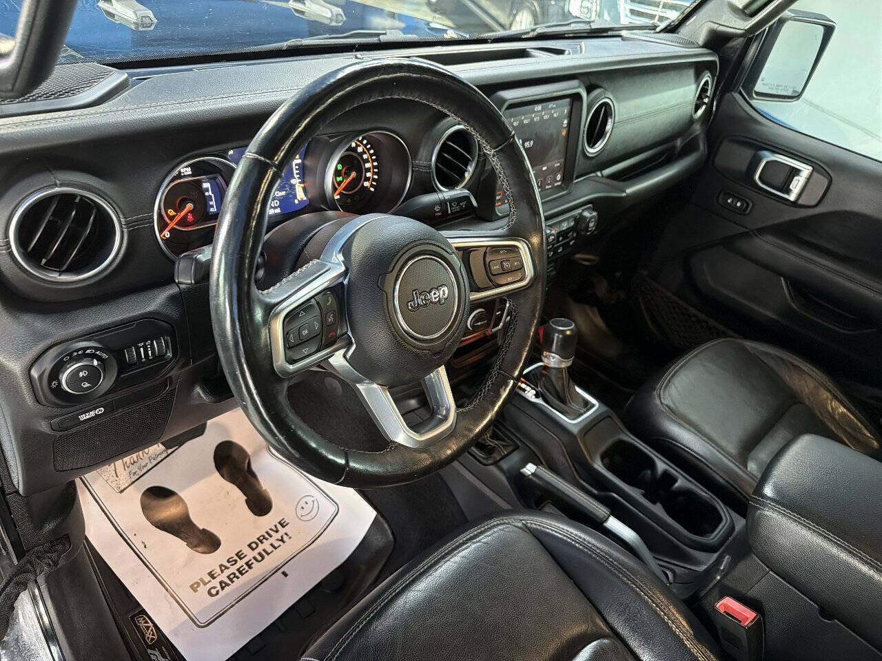 Used 2020 Jeep Gladiator Overland w/ Uconnect 4C Nav & Sound Group AWD/4WD image 15