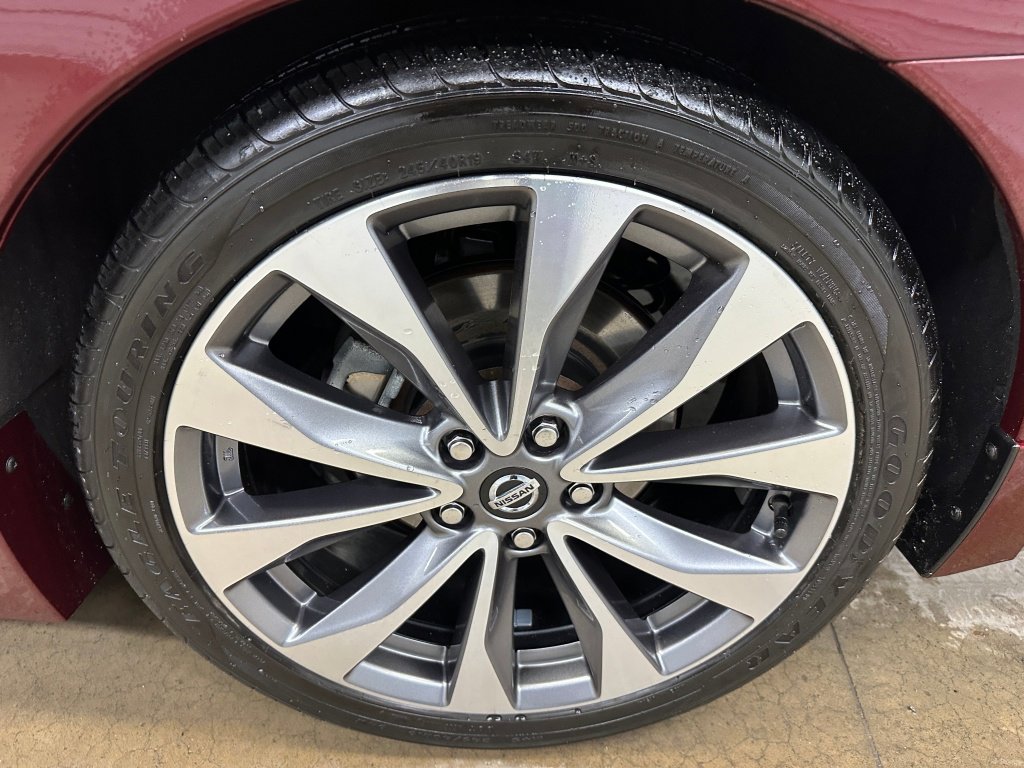 Used 2021 Nissan Maxima Platinum w/ Sport Mat Group image 34