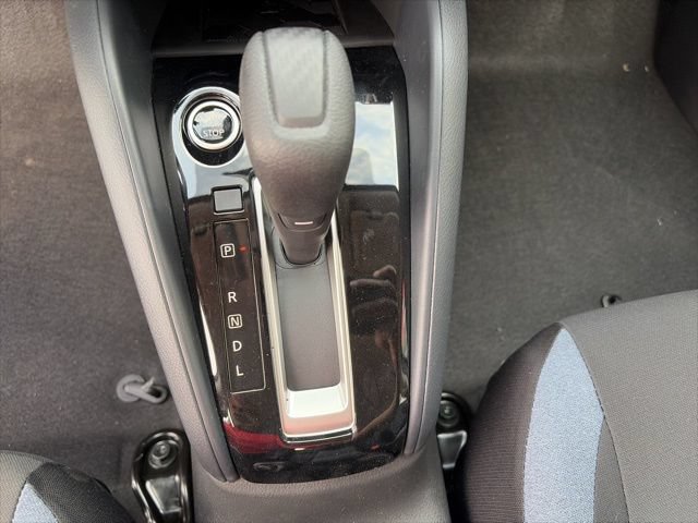 New 2025 Nissan Versa SV w/ Trunk Package FWD image 18