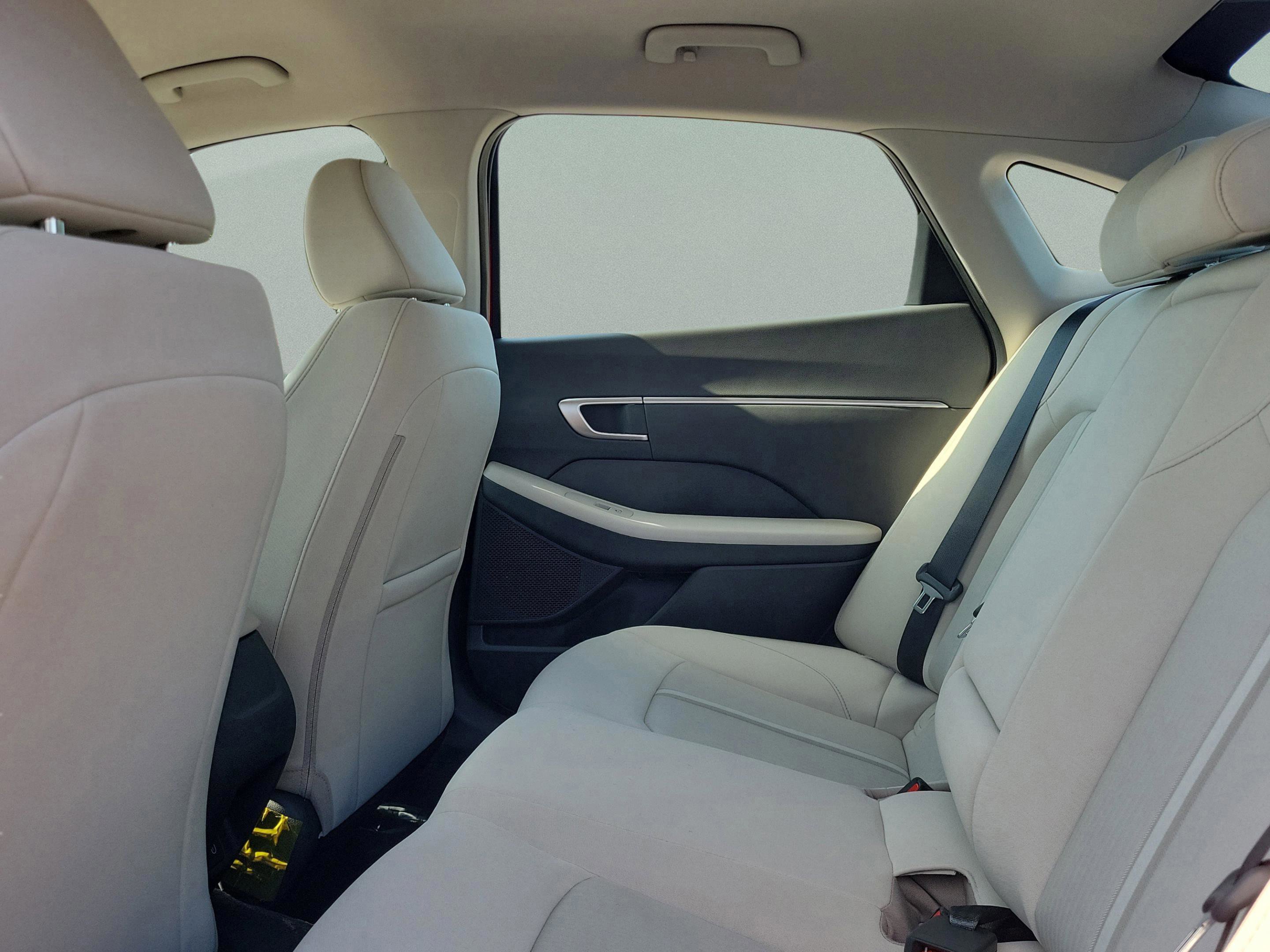 New 2026 Hyundai Sonata SEL FWD image 32