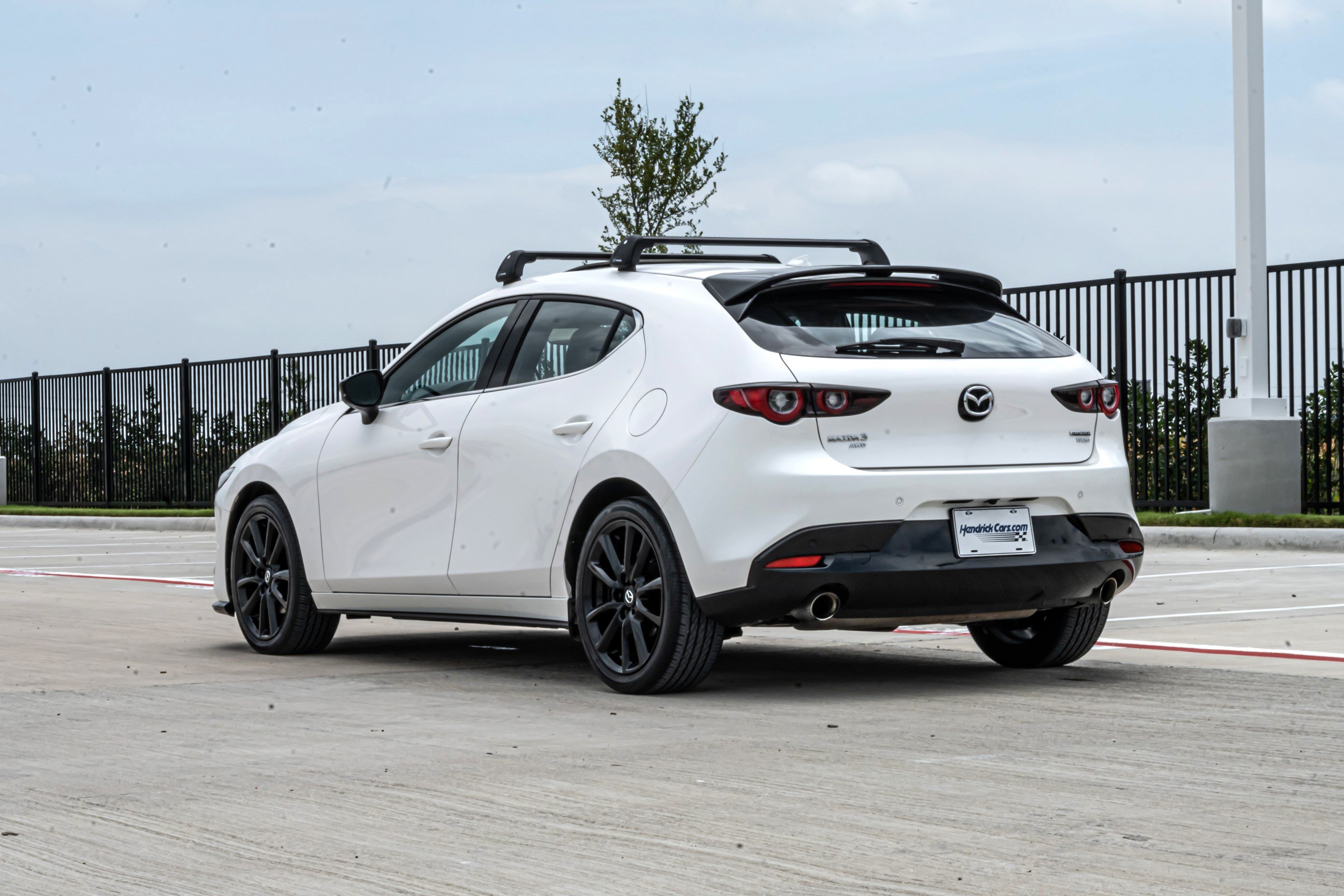 Used 2024 MAZDA MAZDA3 Hatchback w/Premium Plus Pkg AWD/4WD image 7