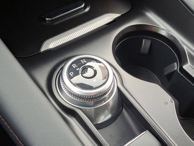 Used 2025 Ford Explorer ST-Line image 18