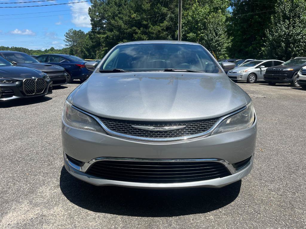 Used 2015 Chrysler 200 Limited FWD image 2