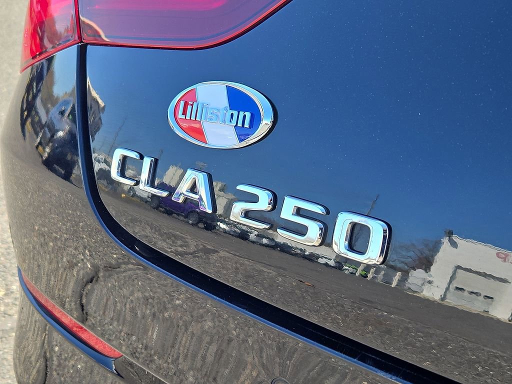 Used 2025 Mercedes-Benz CLA 250 4MATIC image 32