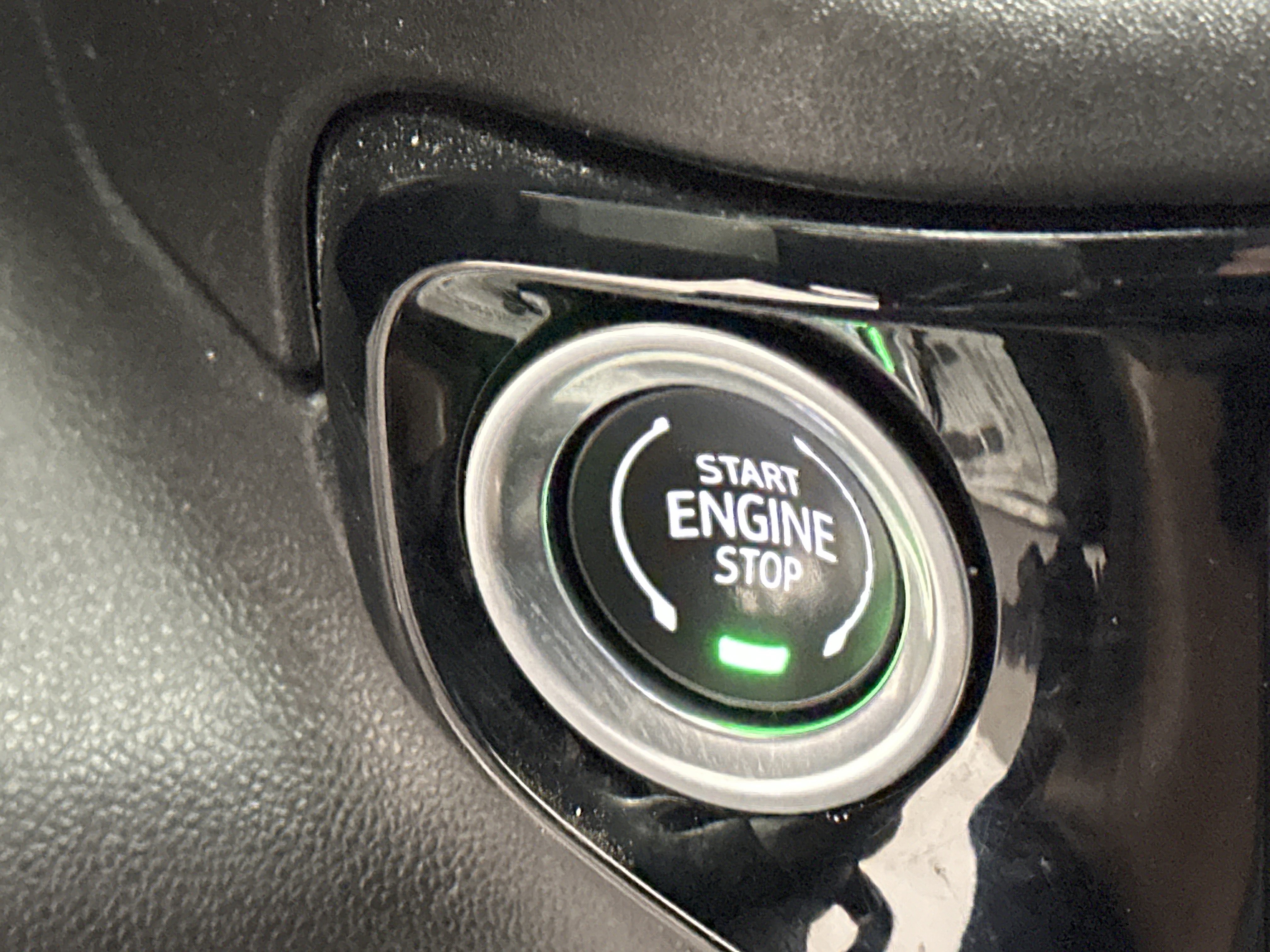 Used 2024 Chevrolet Silverado 2500 High Country w/ Technology Package image 36