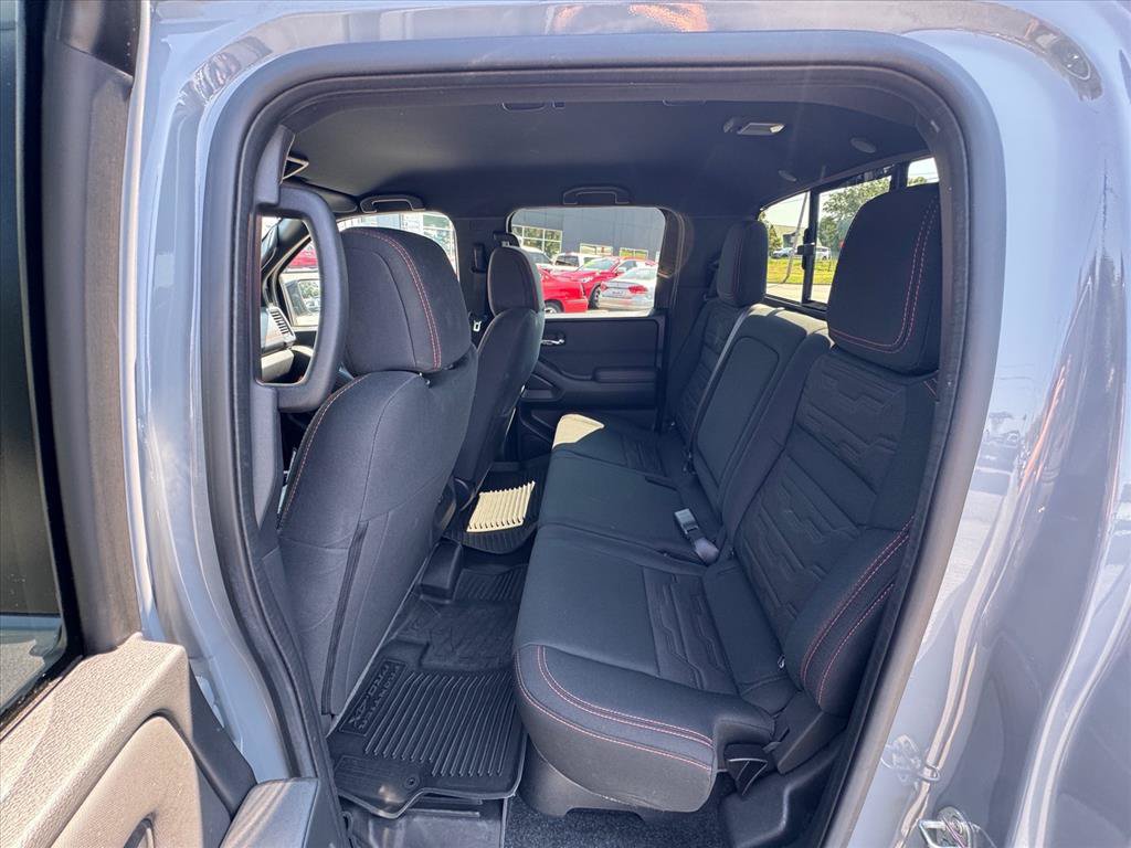 Certified 2024 Nissan Frontier PRO-4X w/ Technology Package AWD/4WD image 11