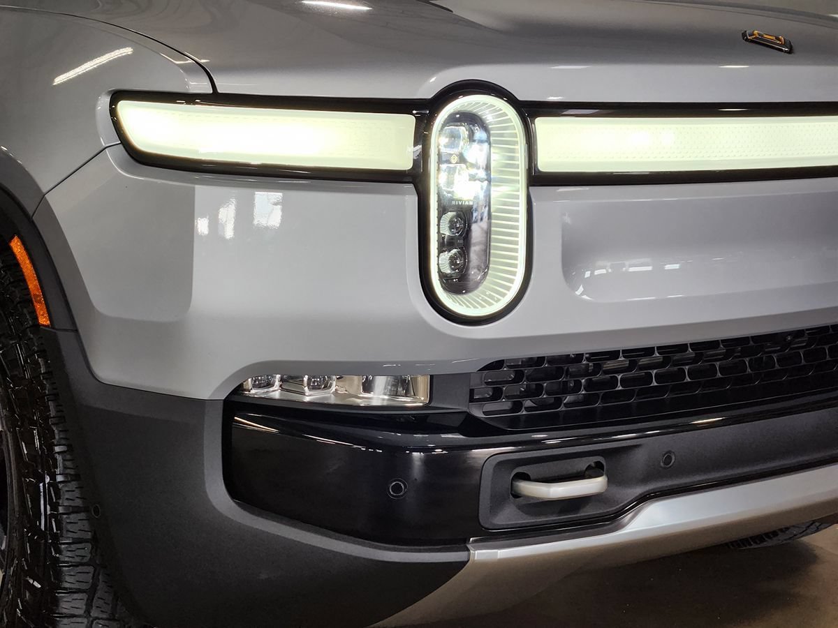 Used 2024 Rivian R1S Adventure Dual AWD/4WD image 13