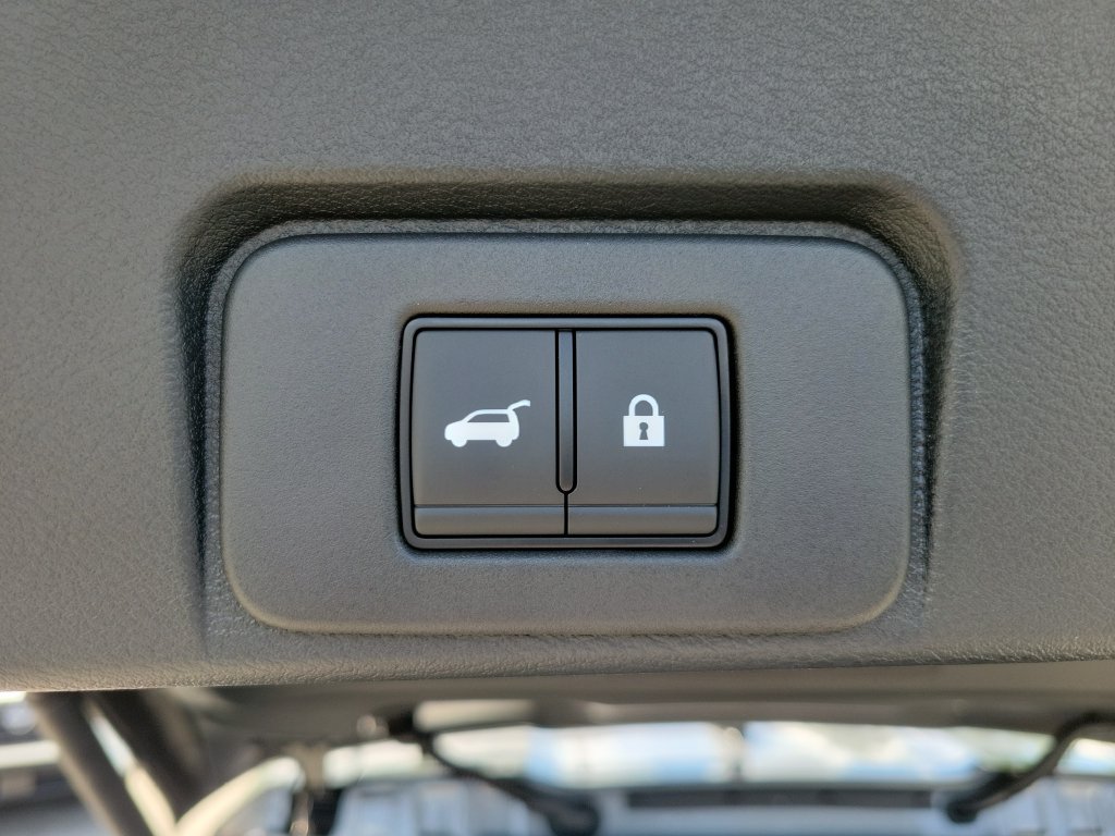 New 2026 Nissan Rogue Platinum AWD/4WD image 9