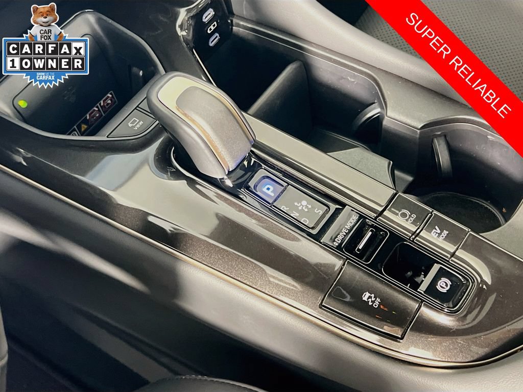 Used 2025 Toyota Crown Signia w/ Advanced Technology Package AWD/4WD image 16