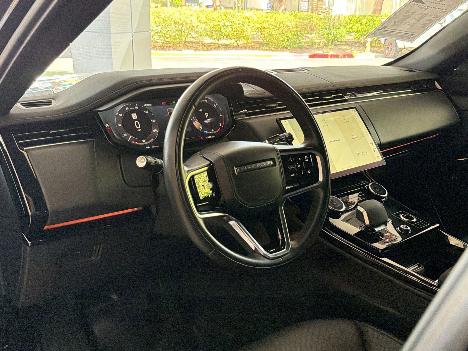 Used 2023 Land Rover Range Rover Sport SE AWD/4WD image 4