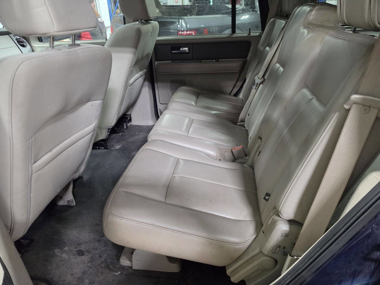 Used 2008 Ford Expedition XLT AWD/4WD image 17