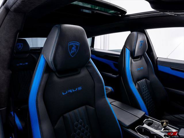 Used 2023 Lamborghini Urus S AWD/4WD image 36