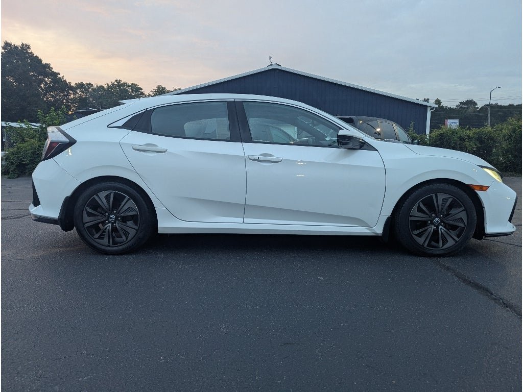 Used 2018 Honda Civic EX image 2