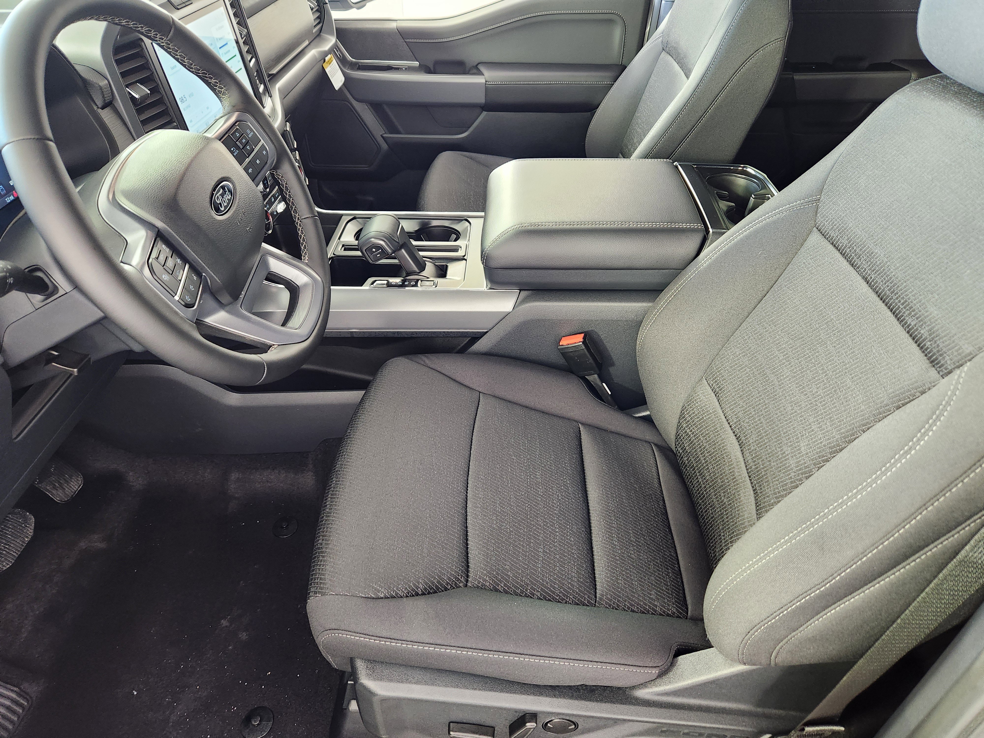 New 2026 Ford F150 XLT w/ Equipment Group 302A MID image 11