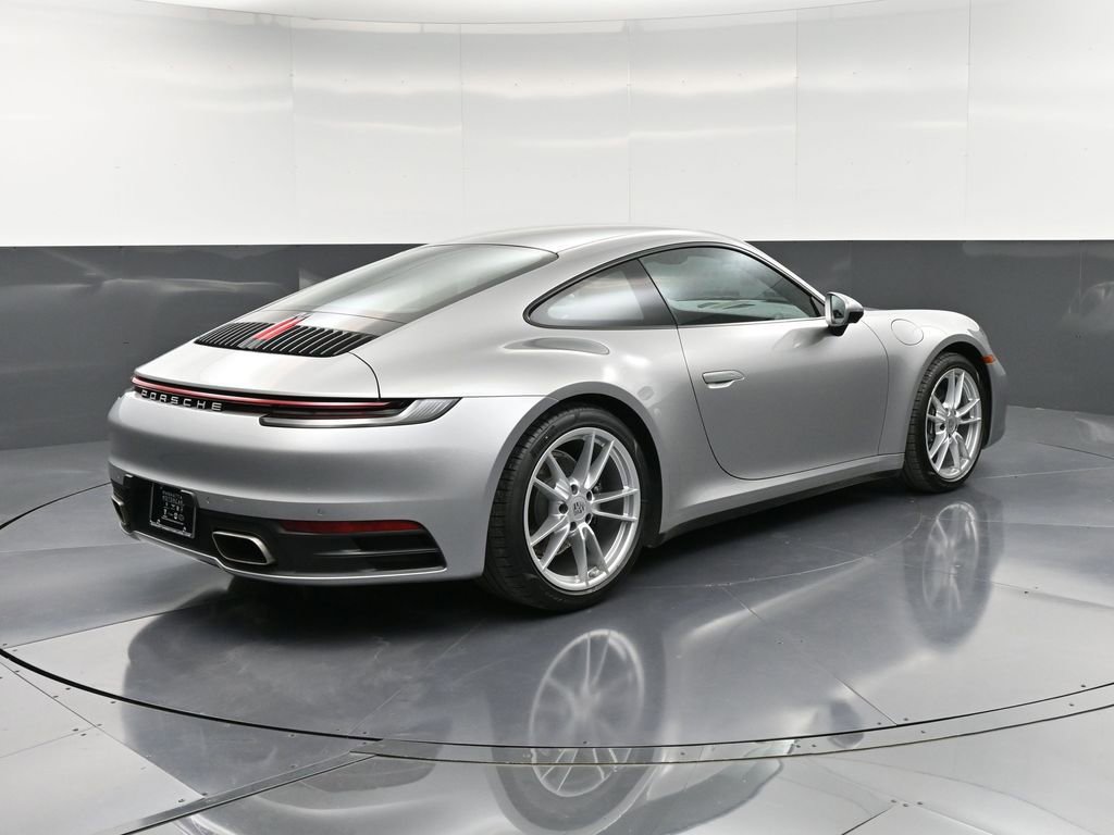 Certified 2024 Porsche 911 Carrera image 8