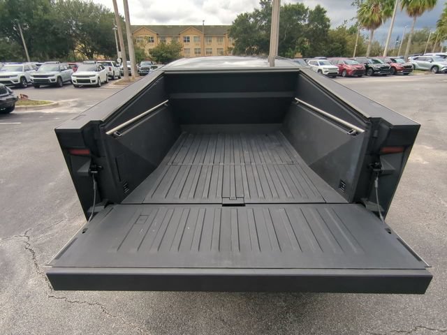 Used 2024 Tesla Cybertruck AWD Crew Cab image 12