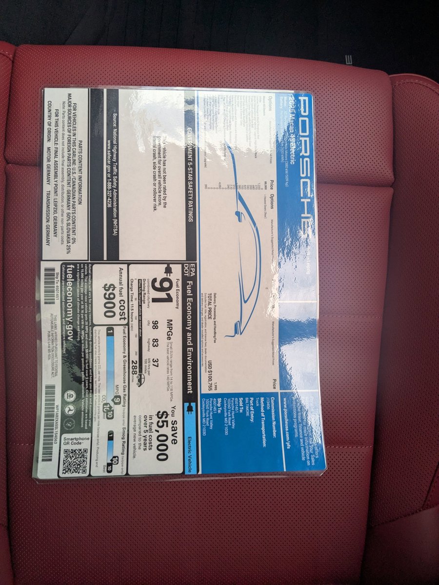 New 2025 Porsche Macan 4S Electric image 29