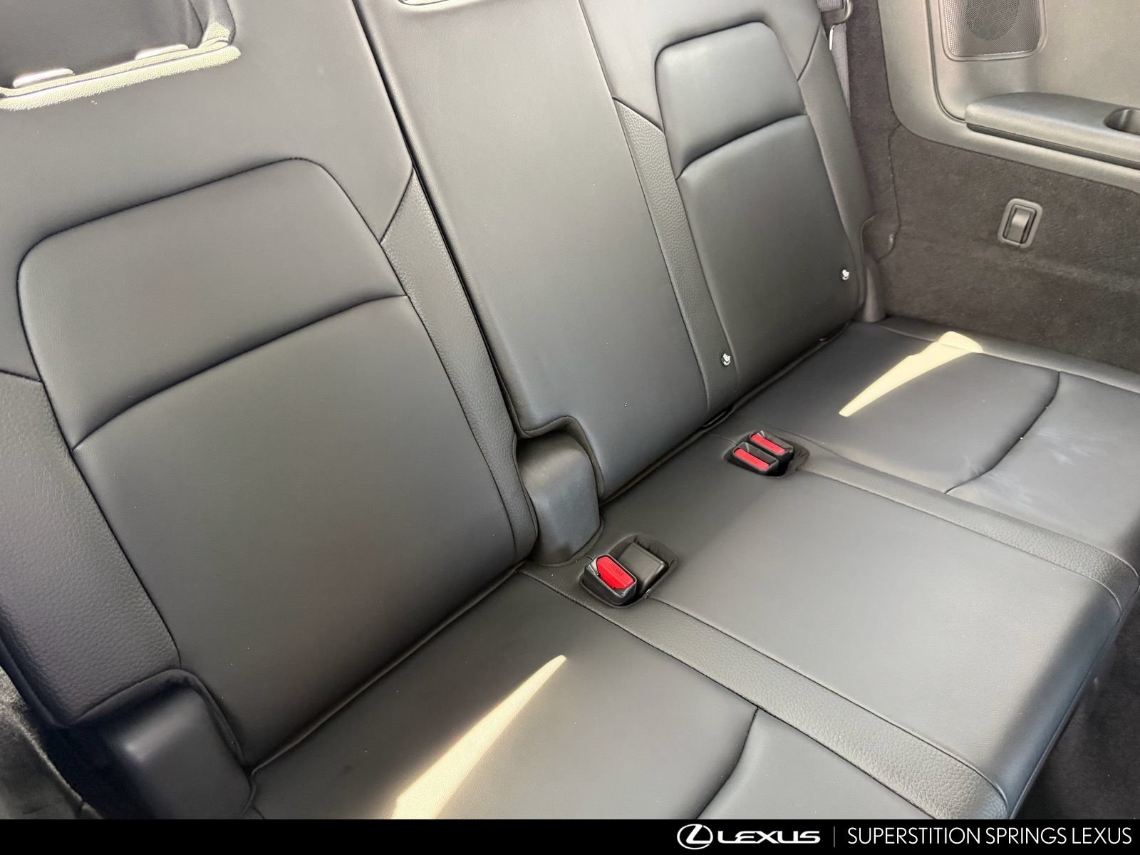 Used 2024 Nissan Pathfinder SL w/ SL Premium Package FWD image 17