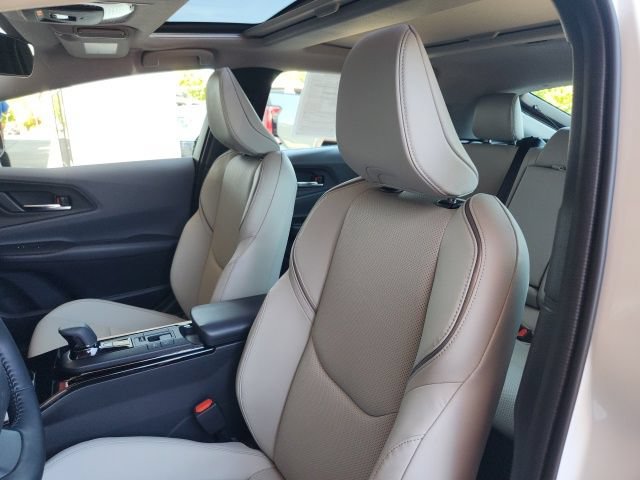 Certified 2024 Toyota Prius XLE AWD/4WD image 17