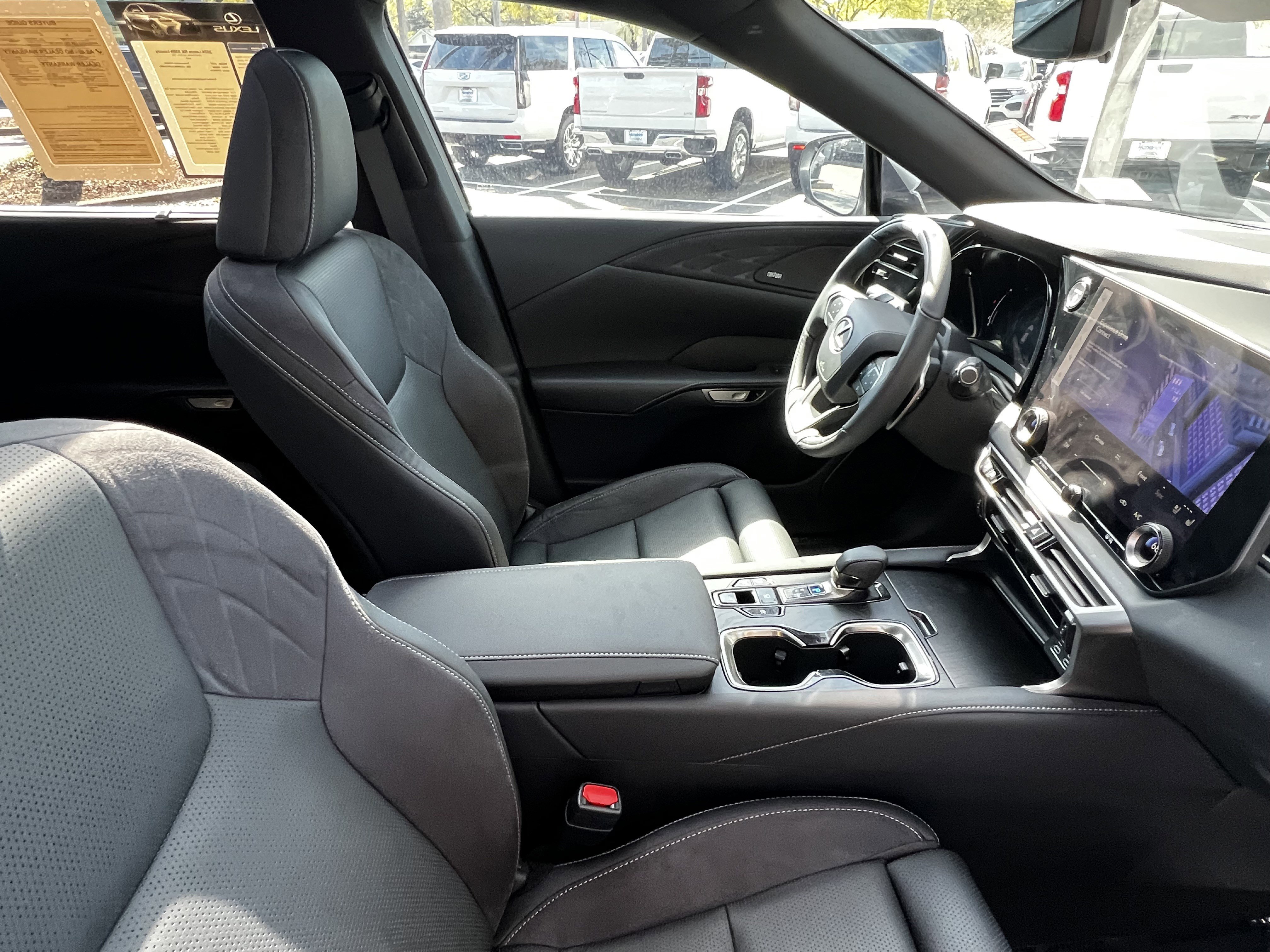 Used 2024 Lexus RX 350 350h Luxury image 46