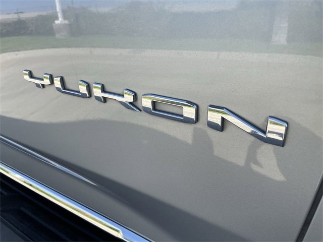 Used 2023 GMC Yukon SLT image 31