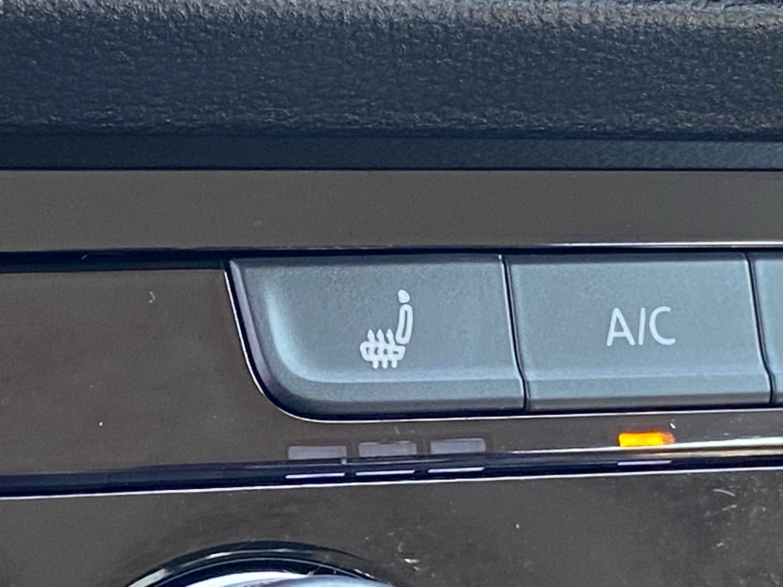 Certified 2024 Volkswagen Taos S AWD/4WD image 17