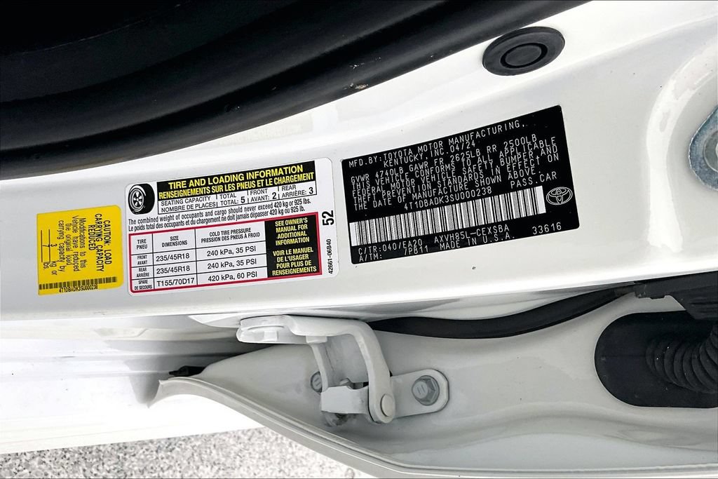 Used 2025 Toyota Camry SE w/ Convenience Package AWD/4WD image 41