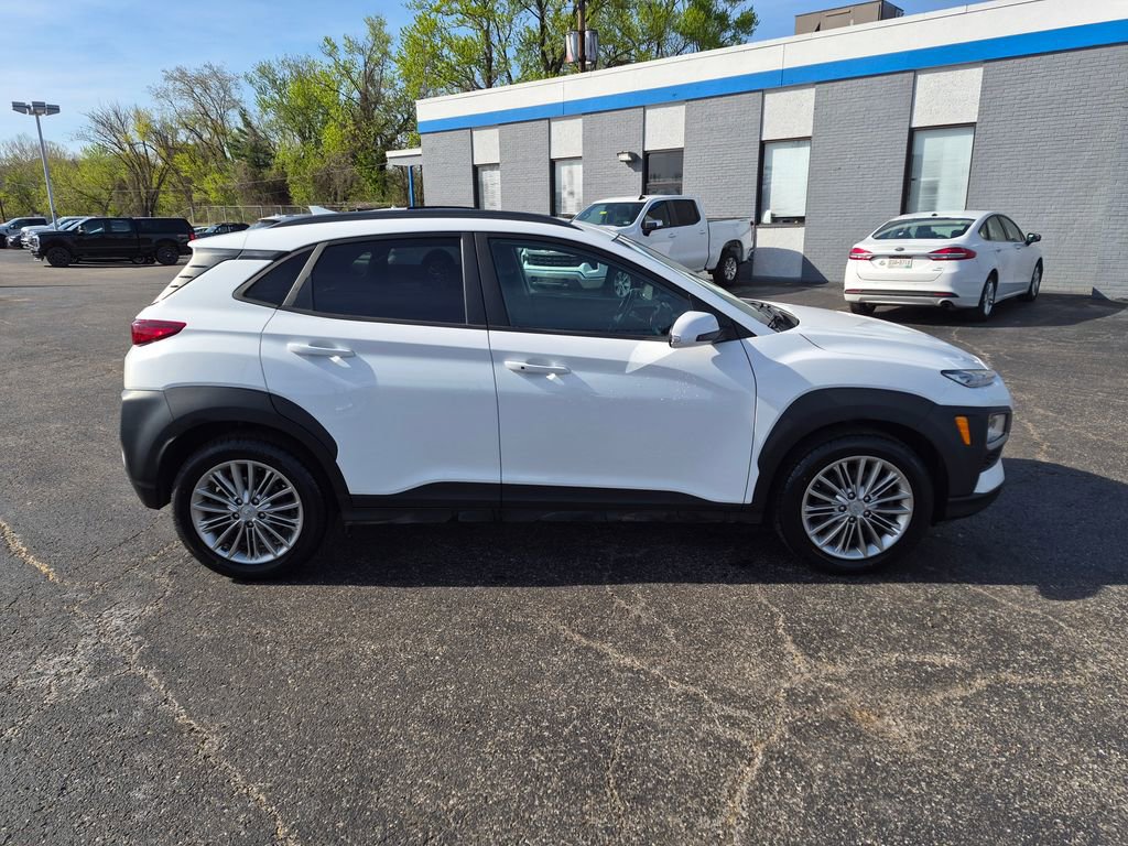 Used 2021 Hyundai Kona SEL Plus AWD/4WD image 2
