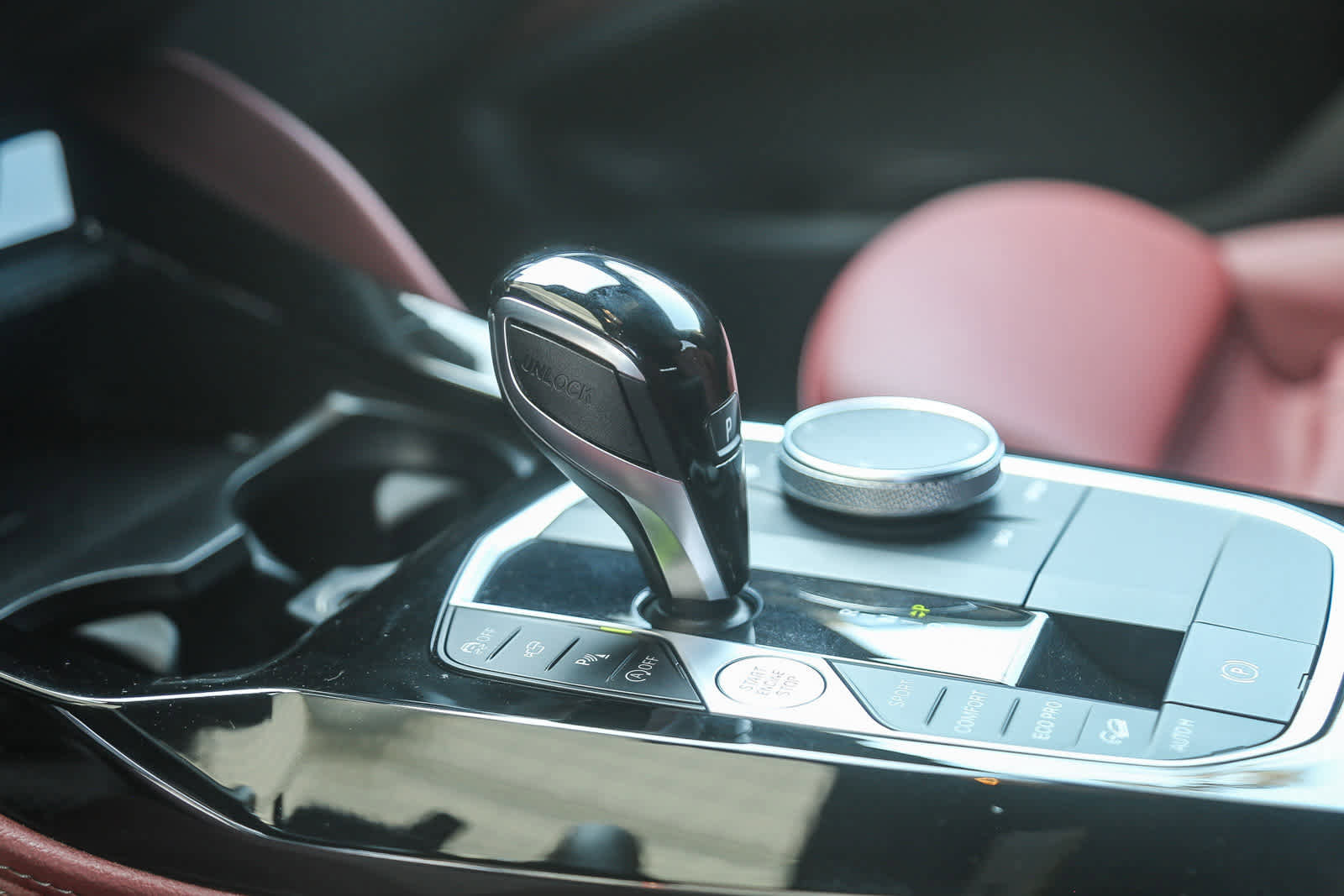 Certified 2023 BMW X4 xDrive30i w/ Premium Package image 19