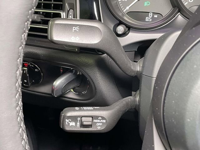 New 2026 Porsche Macan image 41