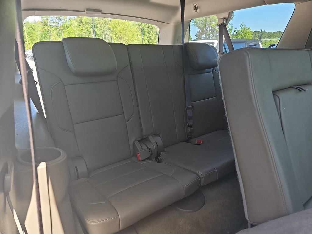 Used 2017 Chevrolet Suburban LT w/ LT Signature Package RWD image 15