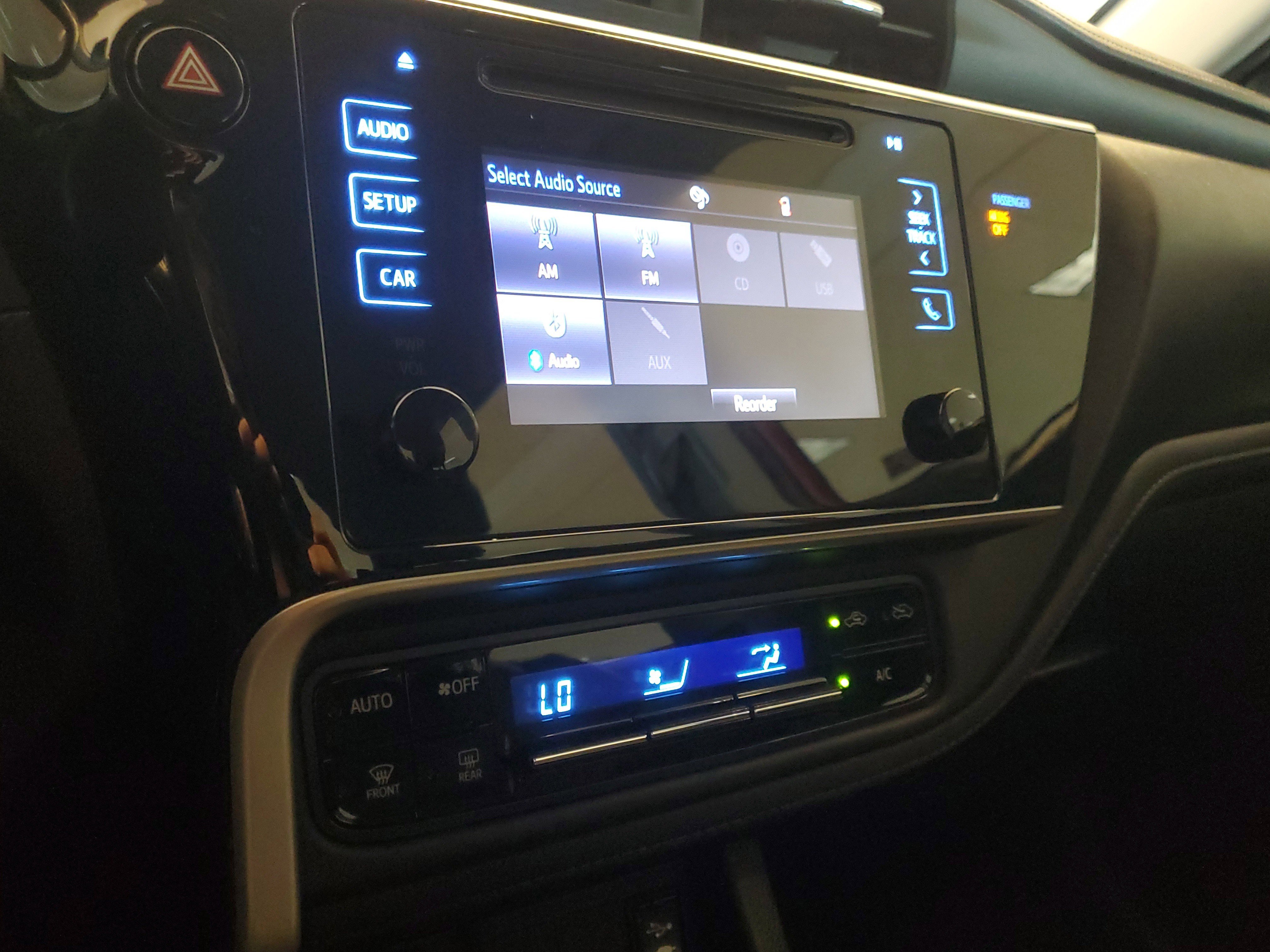 Used 2018 Toyota Corolla SE image 27