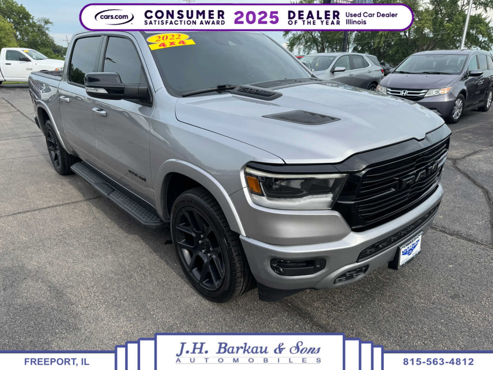 Used 2022 RAM 1500 Laramie AWD/4WD image 1