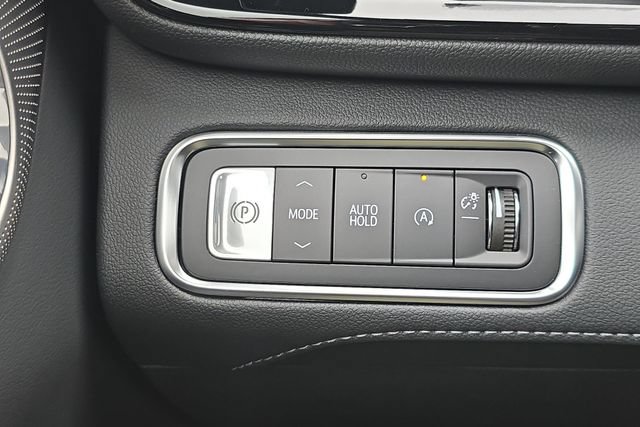 New 2026 Buick Enclave Avenir w/ Super Cruise Package FWD image 18