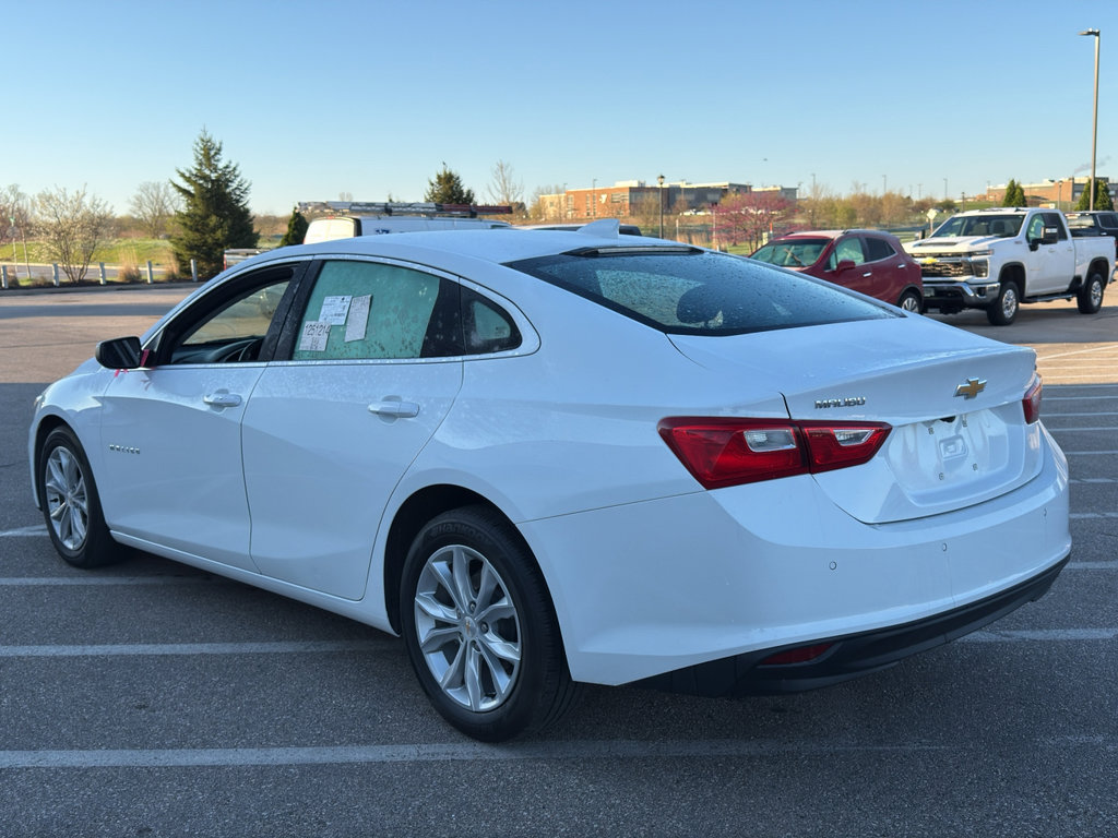 Used 2024 Chevrolet Malibu LT image 3