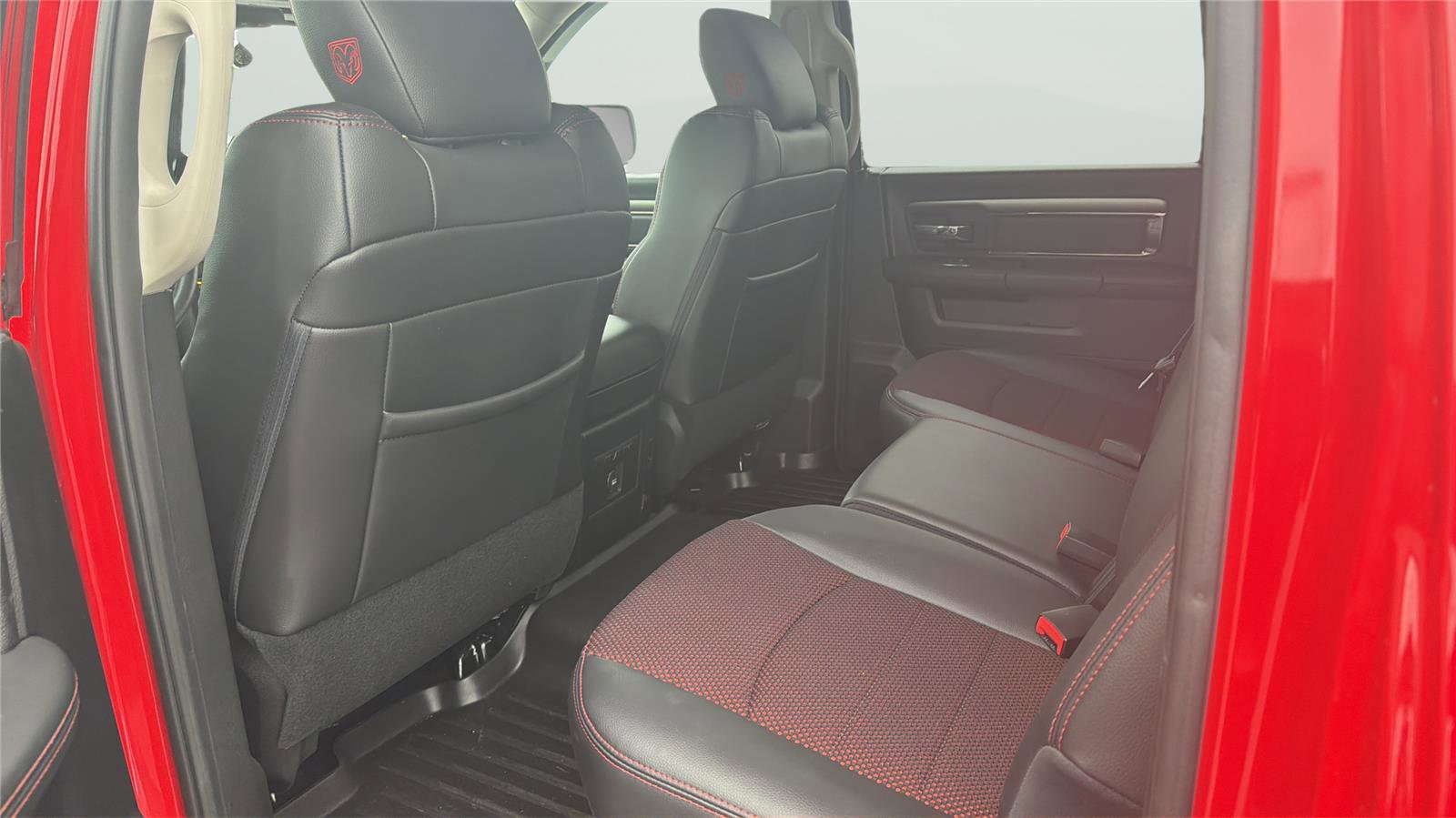 Used 2016 RAM 1500 Sport w/ Torred Sport Package AWD/4WD image 16
