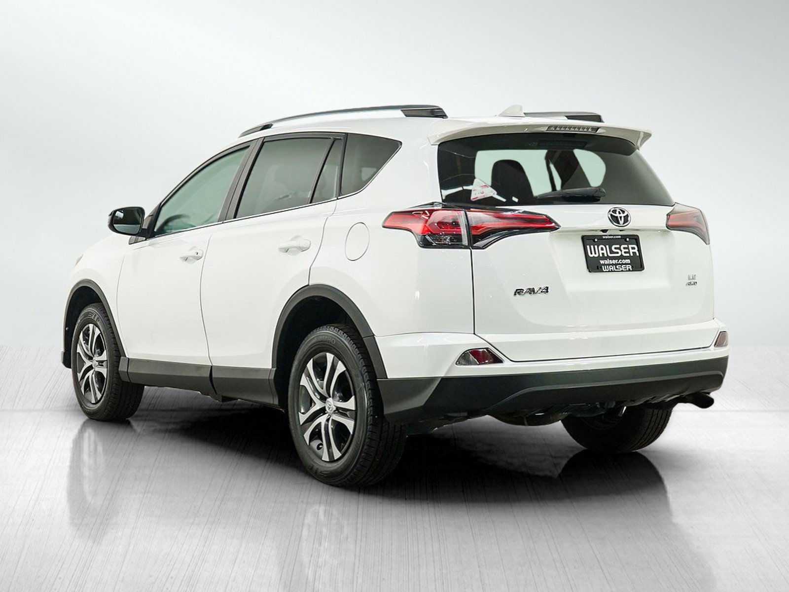 Used 2018 Toyota RAV4 LE w/ All Weather Liner Package AWD/4WD image 3