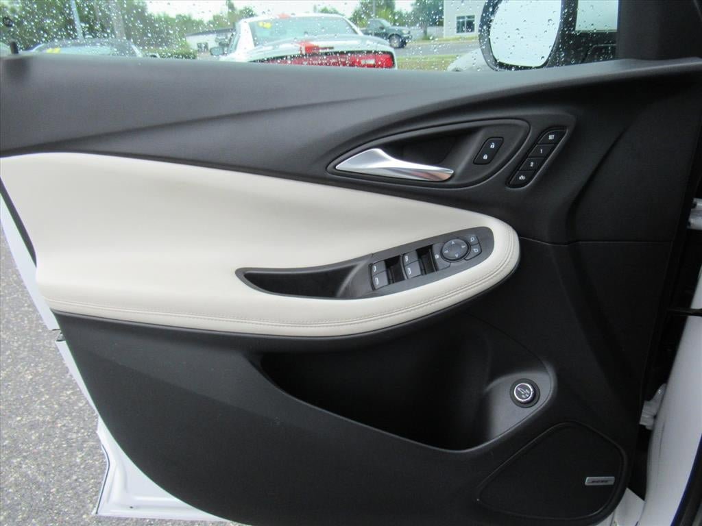 Used 2024 Buick Encore GX Avenir w/ Avenir Technology Package FWD image 18