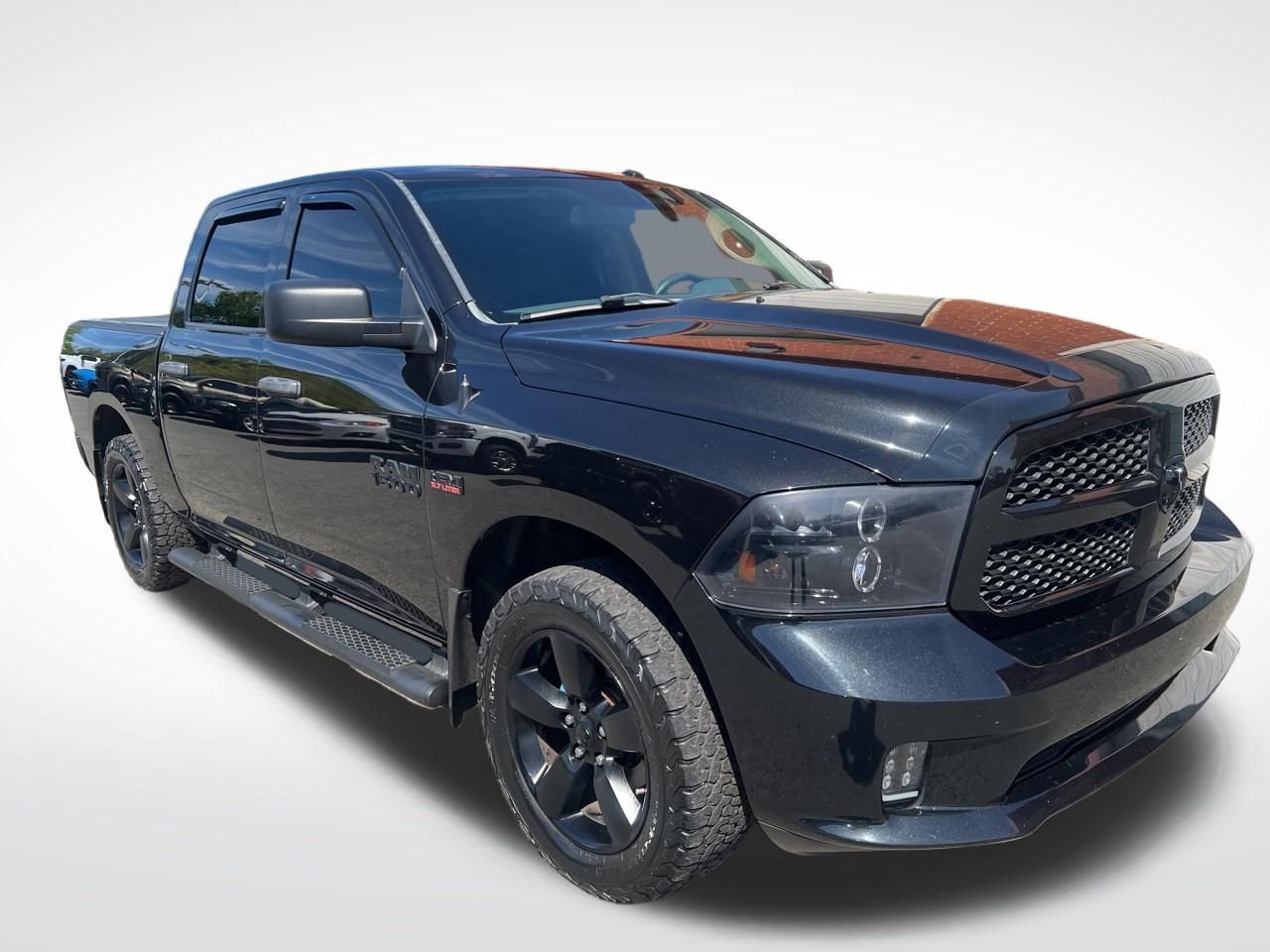 Used 2016 RAM 1500 Express w/ Black Ram 1500 Express Group image 9